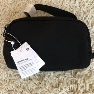 Lululemon Mini Belt Bag BNWT